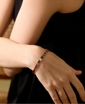 Isalie – Armband med regnbågsgnistrande stenar