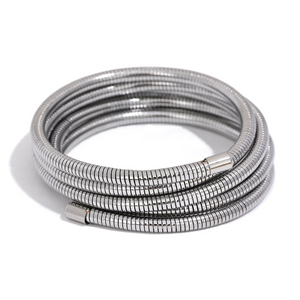 Cirelle – Skulpturalt armband i spiraldesign