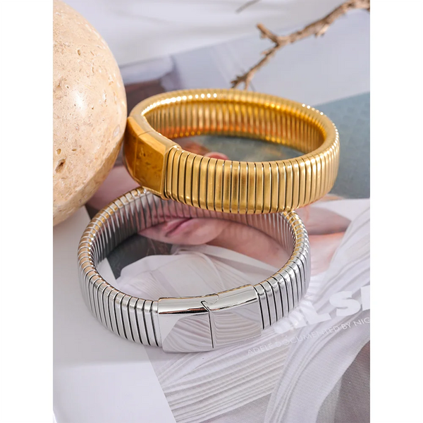 Nala – Armring i elastisk design
