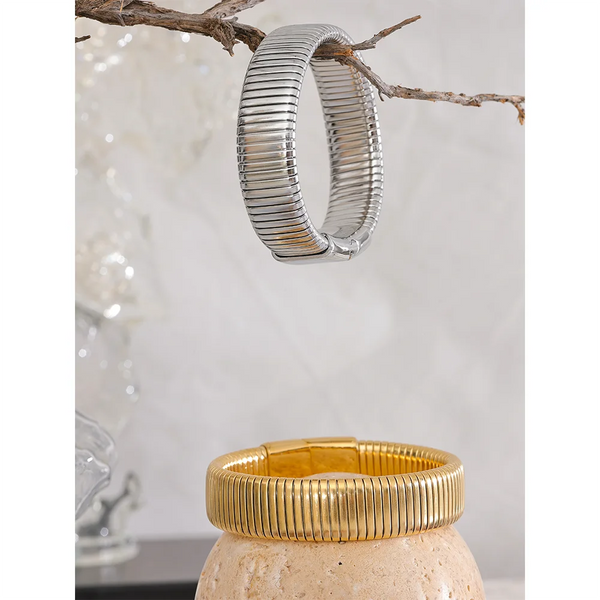Nala – Armring i elastisk design