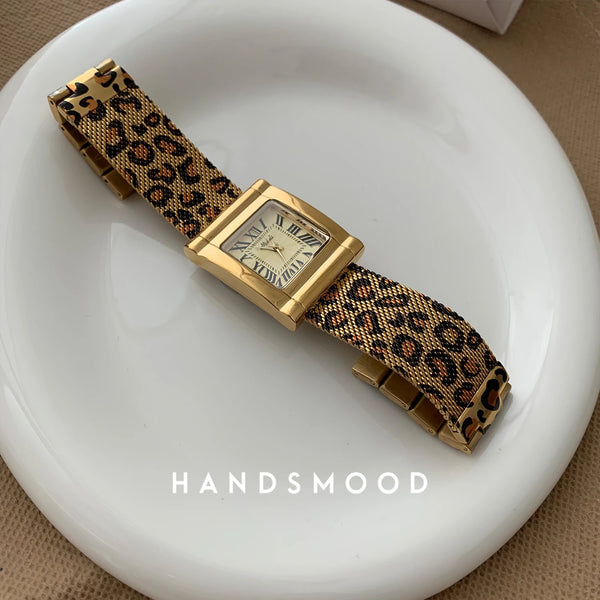 Leopard Luxe – En Klocka med Djärv Stil och Elegans