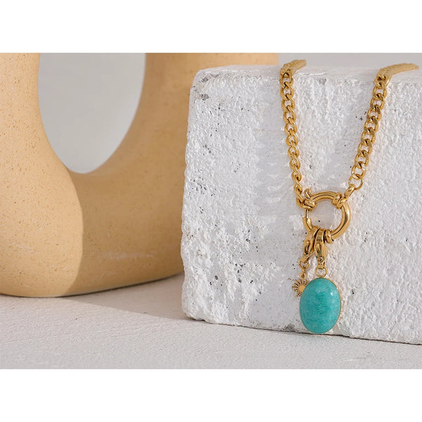 Turquoise Star - Halsband med Naturlig Sten och Stjärnberlock