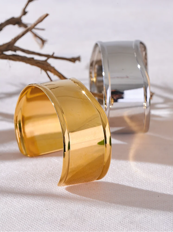 Navaro – Elegant Cuff i PVD-guld