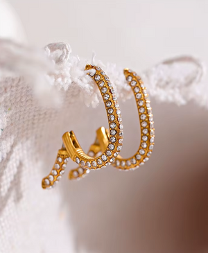 Amara – Eleganta Hoop örhängen