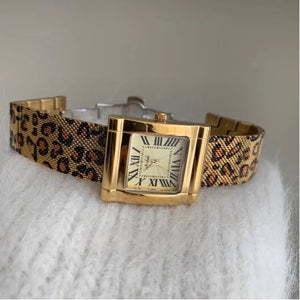 Leopard Luxe – En Klocka med Djärv Stil och Elegans